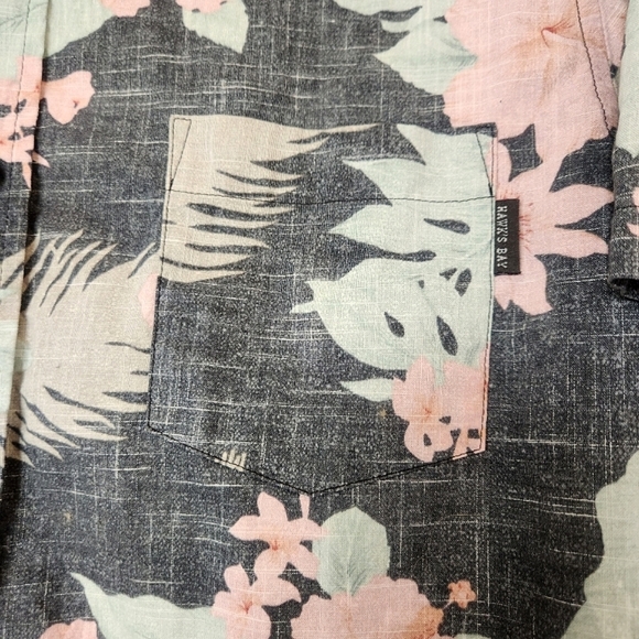 Hawk's Bay Floral Vacation Button up - Picture 3 of 7